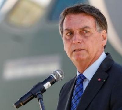 Campanha de Bolsonaro vê nós no Auxílio Brasil e usará TV para turbinar programa