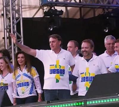 Por voto evangélico, Bolsonaro peregrina por Marchas para Jesus